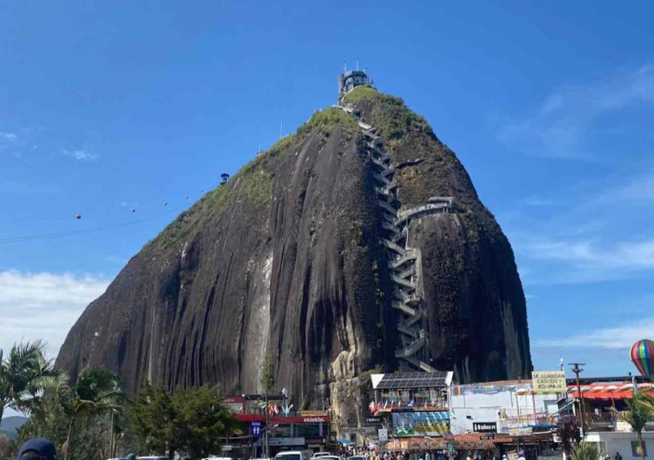 Guatape La Piedra Del Peñol 2