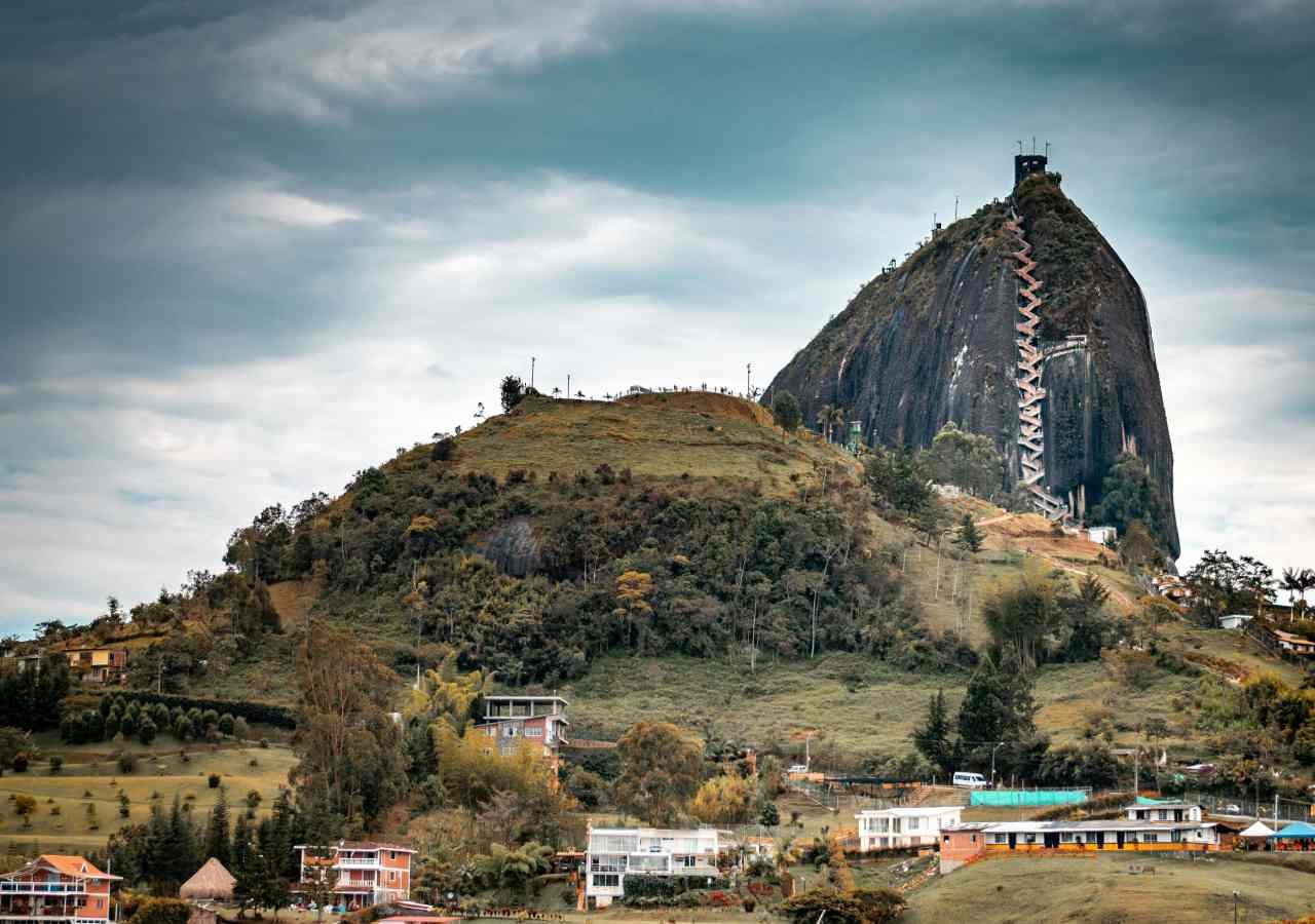 Guatape La Piedra Del Peñol 3