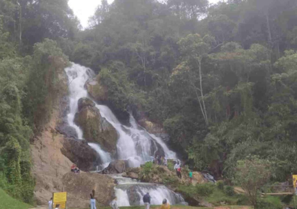 Salto Taquendamita 3